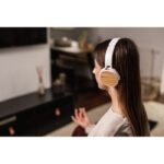 Foldable wireless headphones, bamboo details | Hollie - Image 3