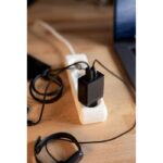 USB wall charger | Lee - Image 3