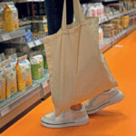 Cotton bag with short handles 140 g/m2 REBECA - Image 5