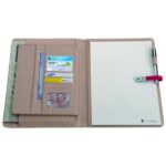 Folder with lined notebook and 8GB USB DIMITRI Pierre Cardin - Image 3