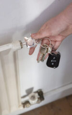 RCS recycled zinc alloy 3 in 1 keychain - Image 3
