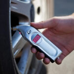 Digital tyre gauge - Image 4