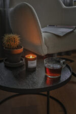 Ukiyo small scented candle in glass - Image 4