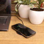 RCS recycled plastic 15W Wireless fast charger - Image 5