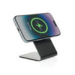 Terra aluminium 15W magnetic wireless charging phone stand - Image 3