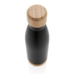 Vacuum stainless steel bottle with bamboo lid and bottom - Image 4